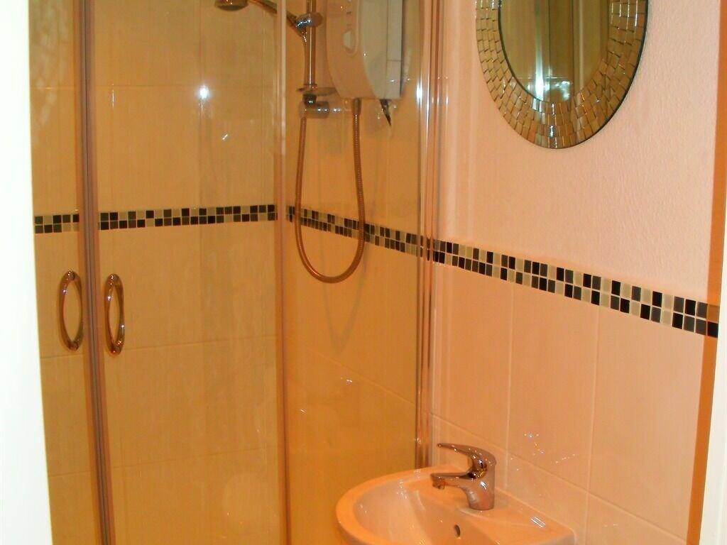Yacht Bay View 4*